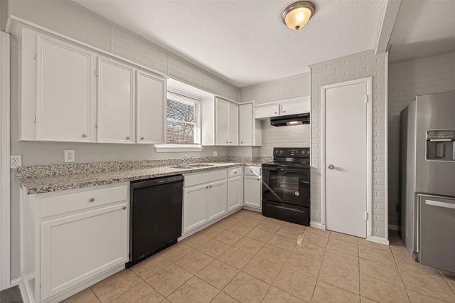 3102 Hays Street, Pasadena, TX 77503