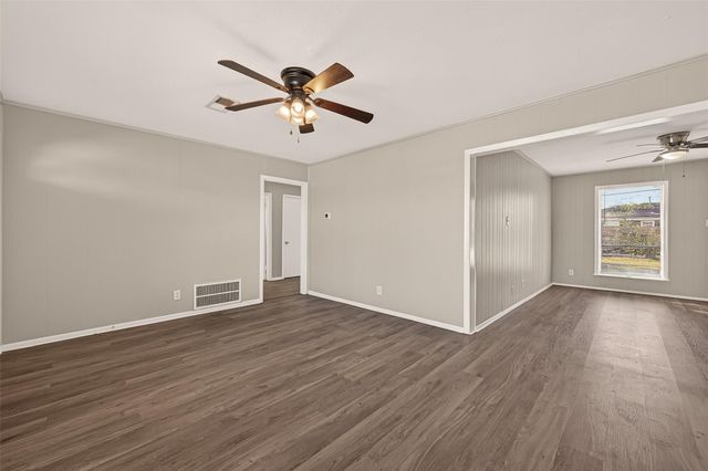 3102 Hays Street, Pasadena, TX 77503