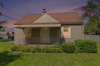 47709 Greenview Road, Shelby Twp, MI 48317