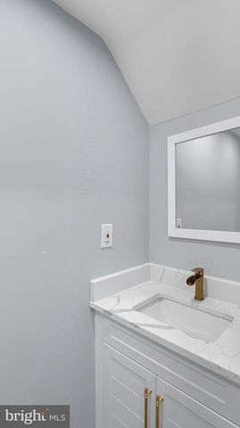 2238 15TH ST NE, Washington, DC 20018