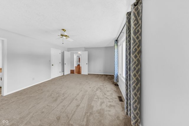 12559 Saksons Boulevard, Fishers, IN 46038