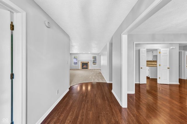 12559 Saksons Boulevard, Fishers, IN 46038