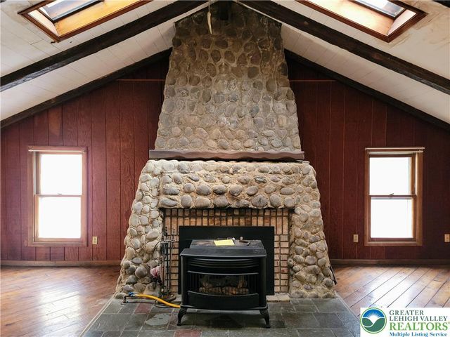 313 East Fireline Road, Parryville Boro, PA 18244