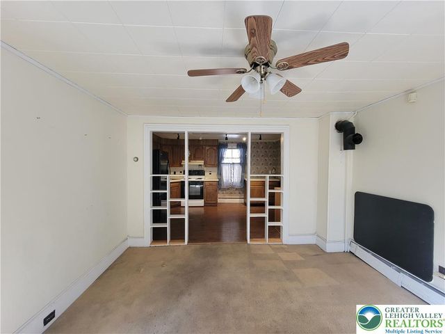 313 East Fireline Road, Parryville Boro, PA 18244