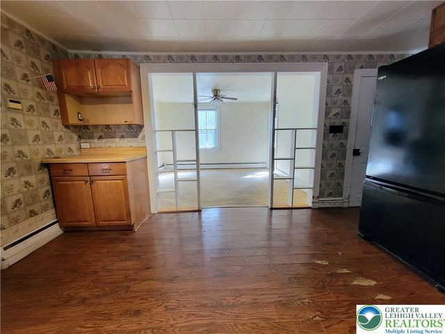 313 East Fireline Road, Parryville Boro, PA 18244