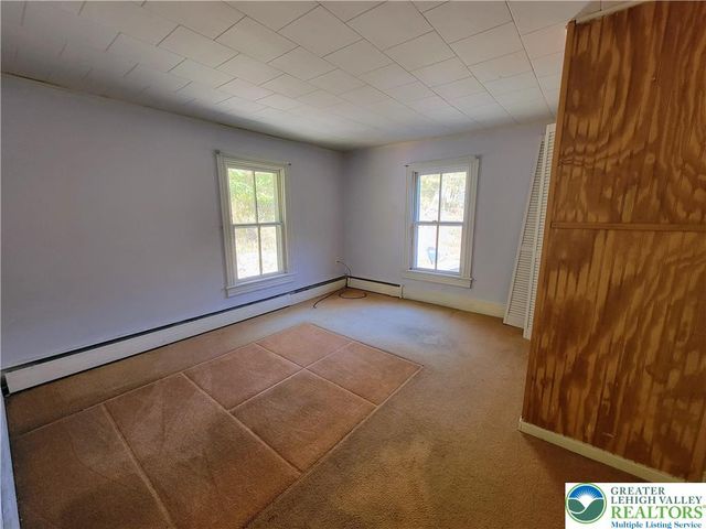 313 East Fireline Road, Parryville Boro, PA 18244