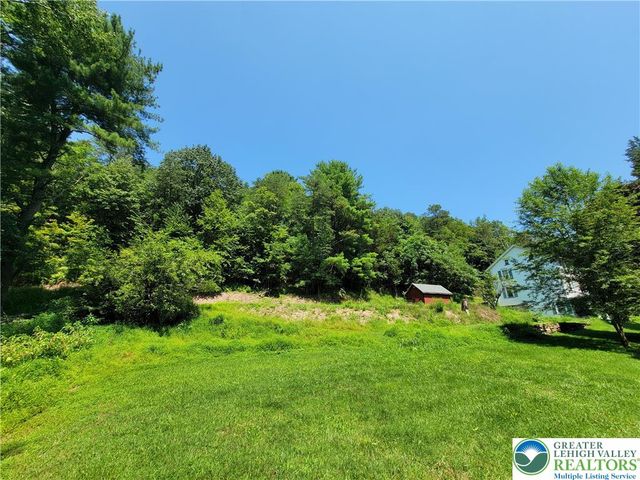 313 East Fireline Road, Parryville Boro, PA 18244