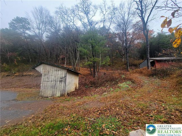 313 East Fireline Road, Parryville Boro, PA 18244