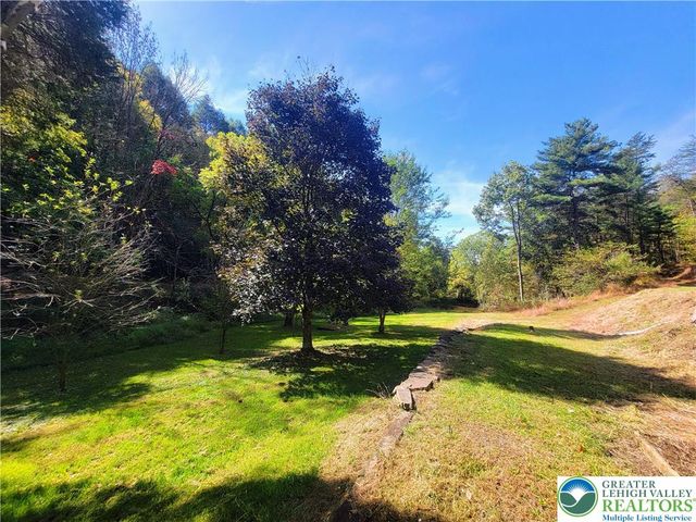 313 East Fireline Road, Parryville Boro, PA 18244