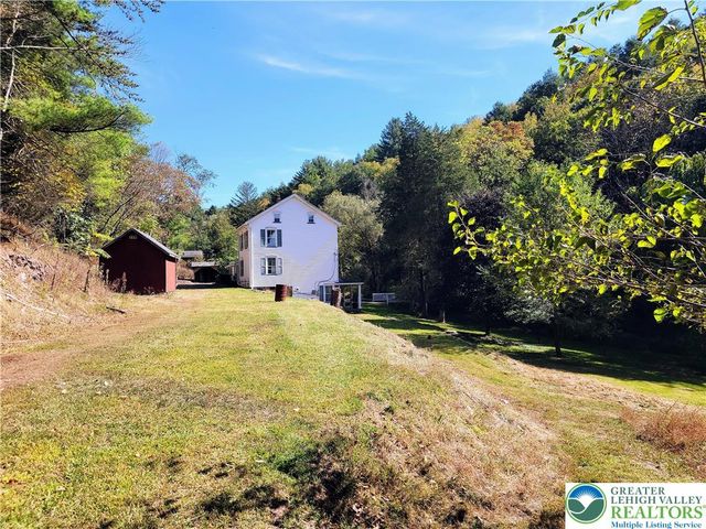 313 East Fireline Road, Parryville Boro, PA 18244