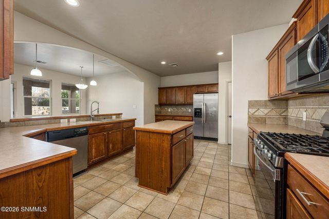3856 Calle Arriba, Las Cruces, NM 88012
