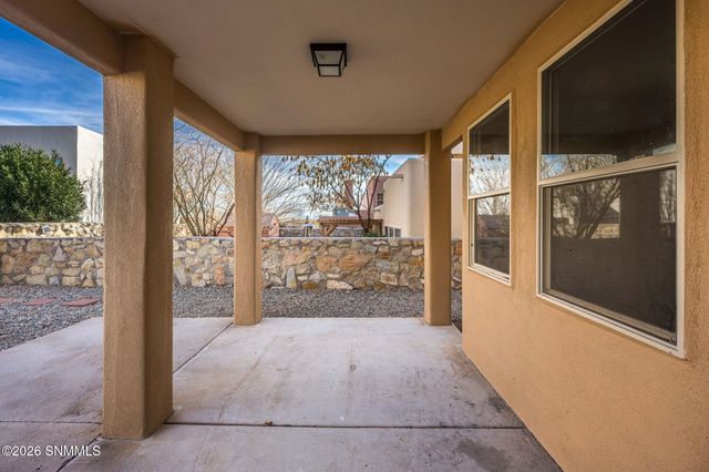3856 Calle Arriba, Las Cruces, NM 88012