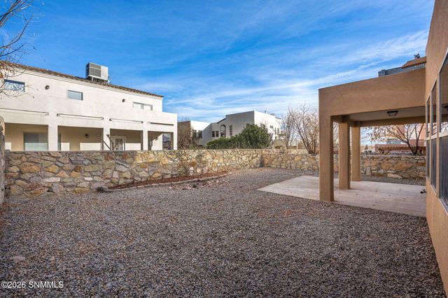 3856 Calle Arriba, Las Cruces, NM 88012