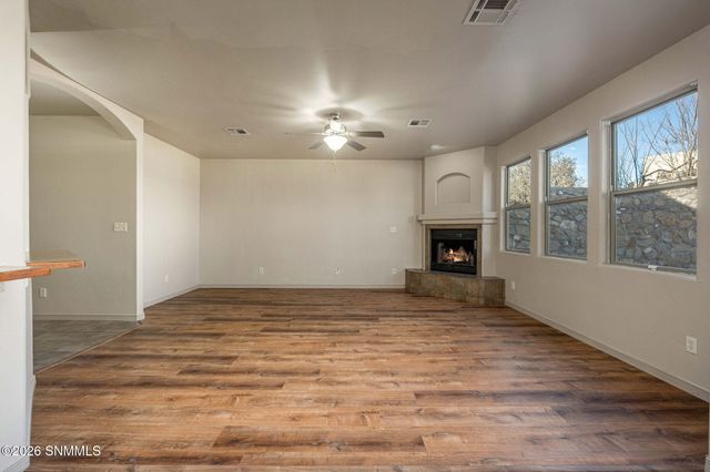 3856 Calle Arriba, Las Cruces, NM 88012