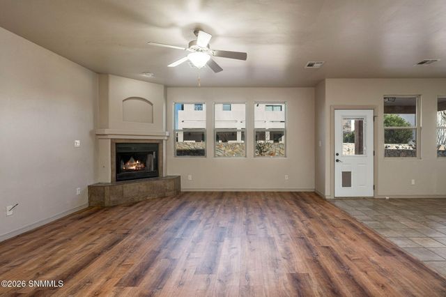 3856 Calle Arriba, Las Cruces, NM 88012