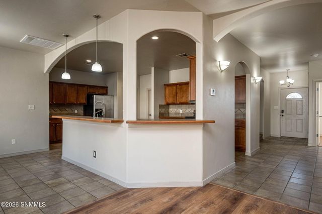3856 Calle Arriba, Las Cruces, NM 88012