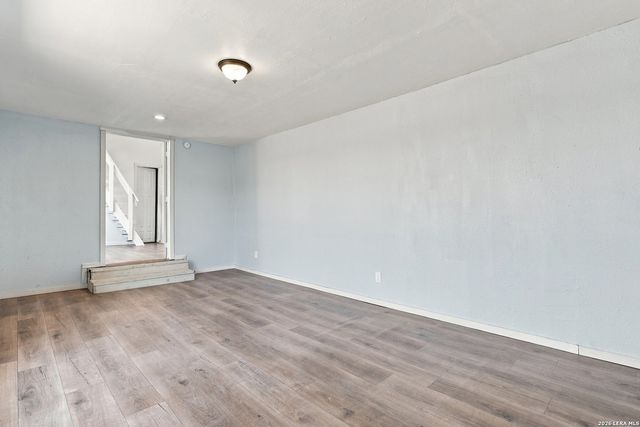 25840 MATHIS RD, Elmendorf, TX 78112
