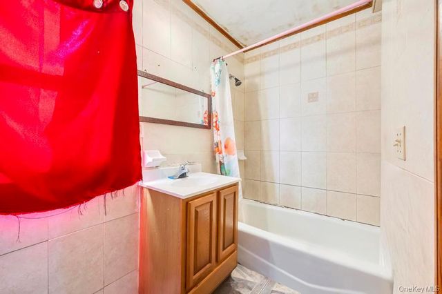 46 Peters Avenue, Hempstead, NY 11550