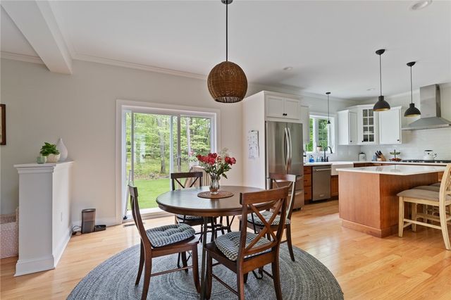 25 Kristin Drive, Cranston, RI 02921