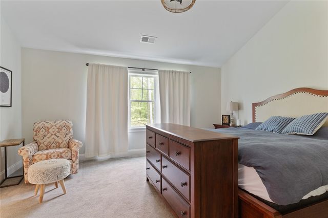 25 Kristin Drive, Cranston, RI 02921