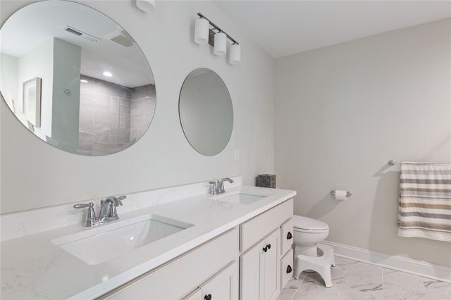 25 Kristin Drive, Cranston, RI 02921