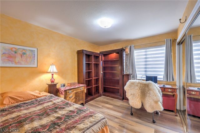 8197 Sedona Sunrise Drive, Las Vegas, NV 89128