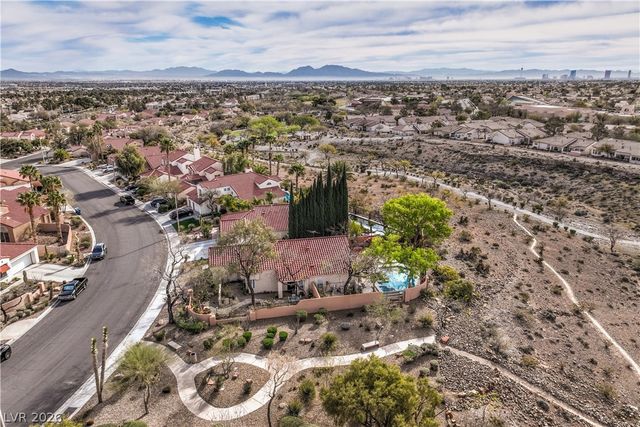 8197 Sedona Sunrise Drive, Las Vegas, NV 89128