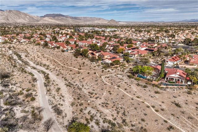 8197 Sedona Sunrise Drive, Las Vegas, NV 89128