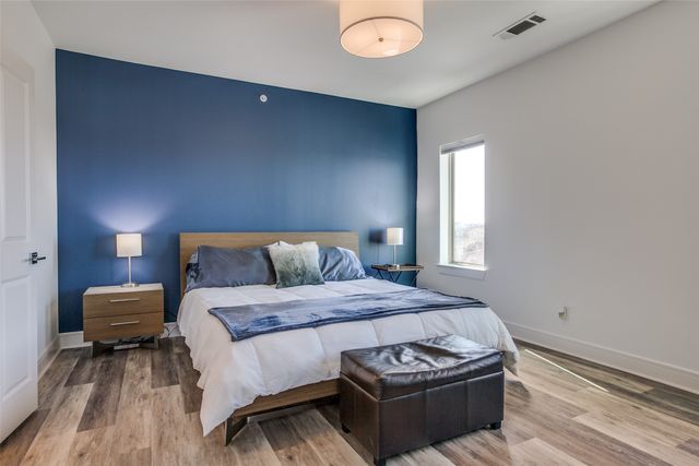 5710 Mccommas Boulevard 301, Dallas, TX 75206