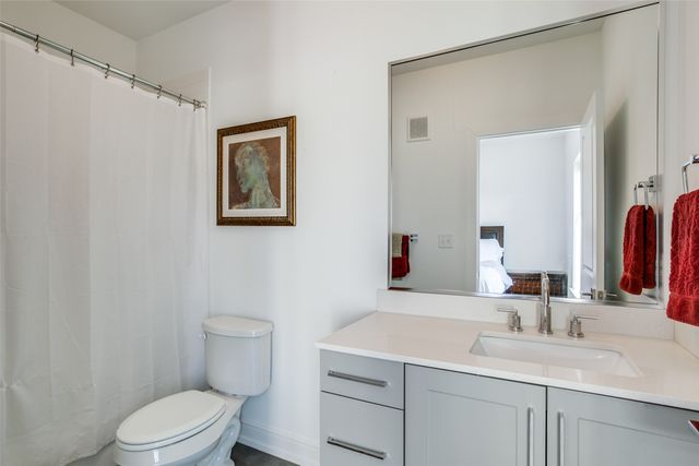 5710 Mccommas Boulevard 301, Dallas, TX 75206