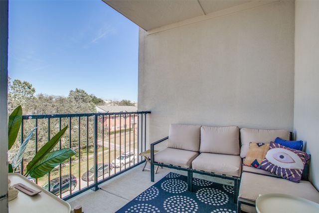 5710 Mccommas Boulevard 301, Dallas, TX 75206