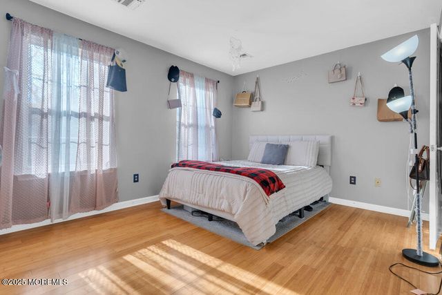 886 Green Valley Road, Jackson, NJ 08527