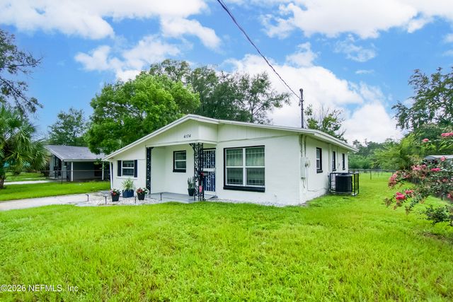 4104 LEONARD Circle E, Jacksonville, FL 32209