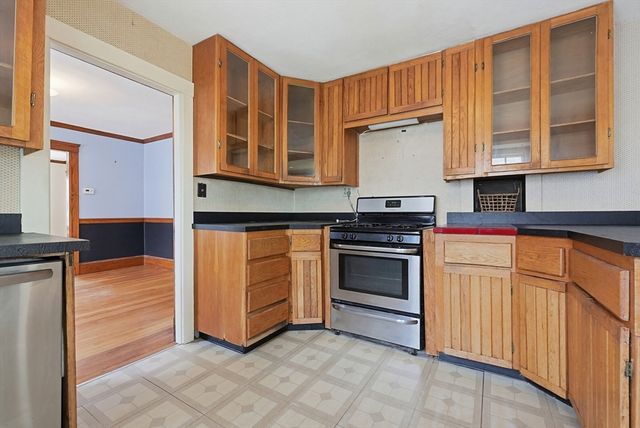 620-622 Beech St, Boston, MA 02131