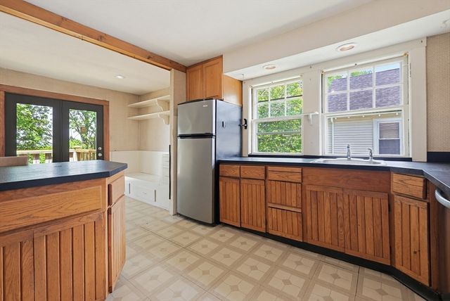 620-622 Beech St, Boston, MA 02131