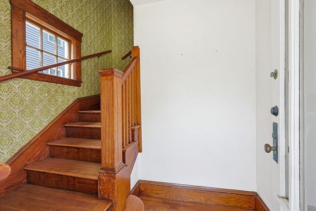 620-622 Beech St, Boston, MA 02131