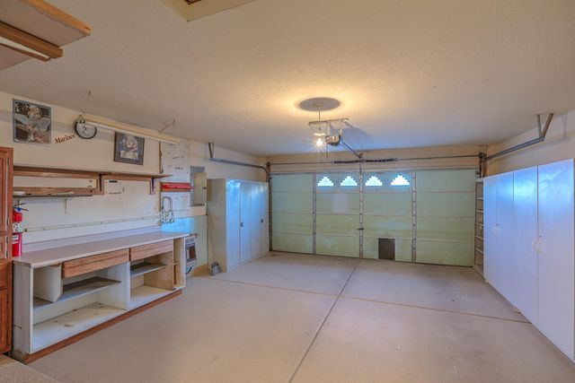 757 Valley Meadows Drive, Rio Rancho, NM 87144