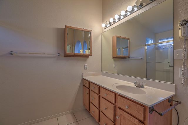 757 Valley Meadows Drive, Rio Rancho, NM 87144