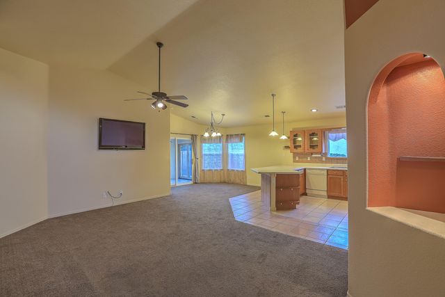 757 Valley Meadows Drive, Rio Rancho, NM 87144