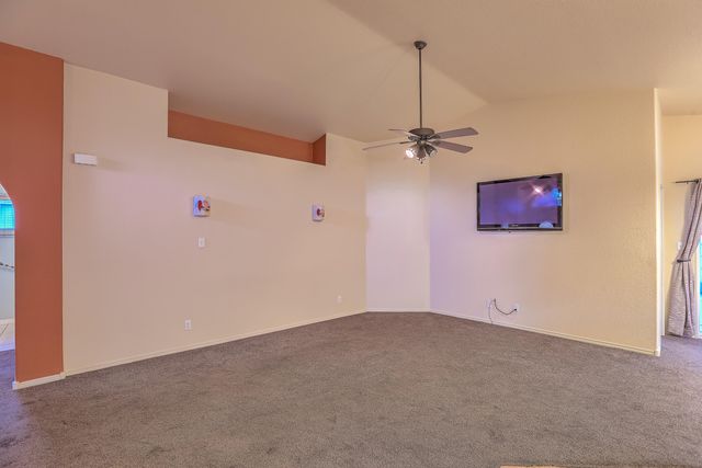 757 Valley Meadows Drive, Rio Rancho, NM 87144