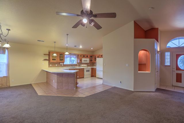 757 Valley Meadows Drive, Rio Rancho, NM 87144