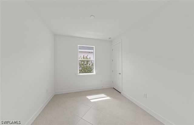 7120 Chapel Creek LN, North Fort Myers, FL 33917