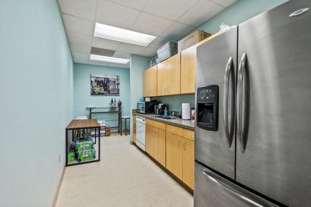 1111 Ryan Street 10, Lake Charles, LA 70601