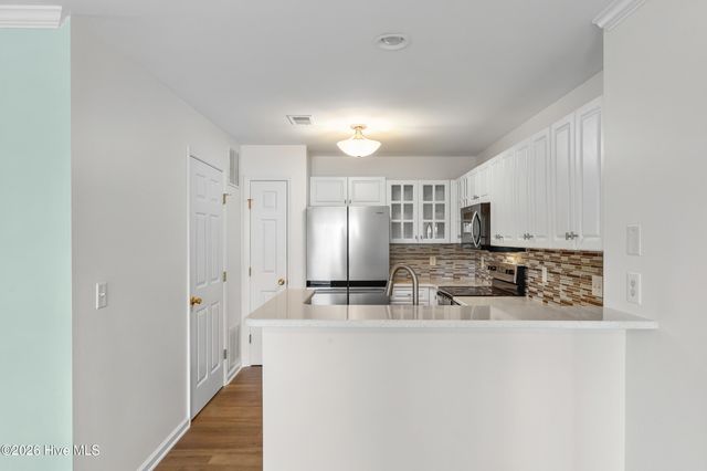 4122 Breezewood Drive 102, Wilmington, NC 28412