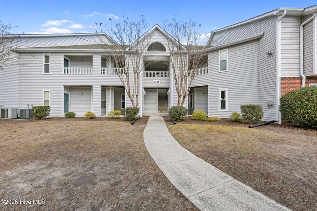 4122 Breezewood Drive 102, Wilmington, NC 28412