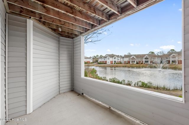 4122 Breezewood Drive 102, Wilmington, NC 28412