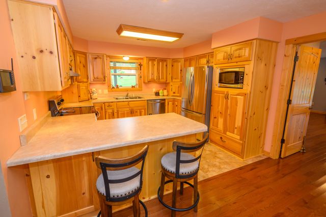 32344 Us-160, Tecumseh, MO 65760