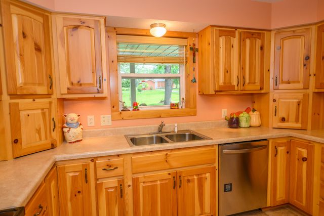 32344 Us-160, Tecumseh, MO 65760