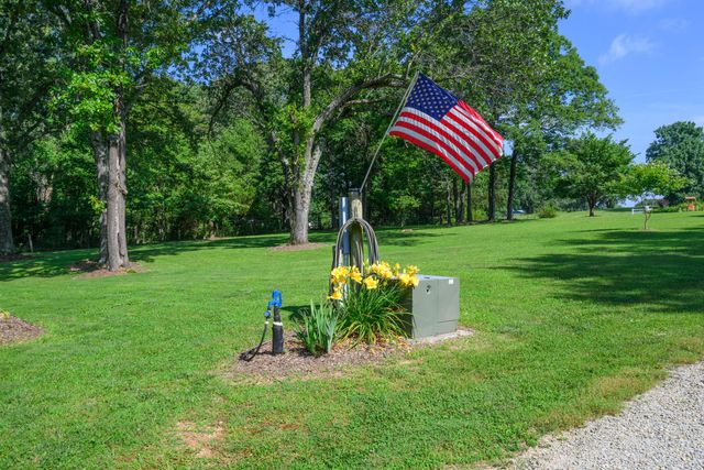 32344 Us-160, Tecumseh, MO 65760