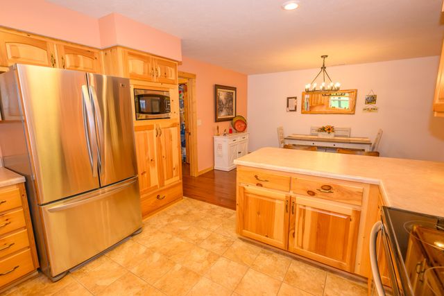 32344 Us-160, Tecumseh, MO 65760